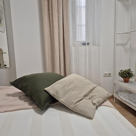 Hostfy Centro San Roman Севілья Екстер'єр фото