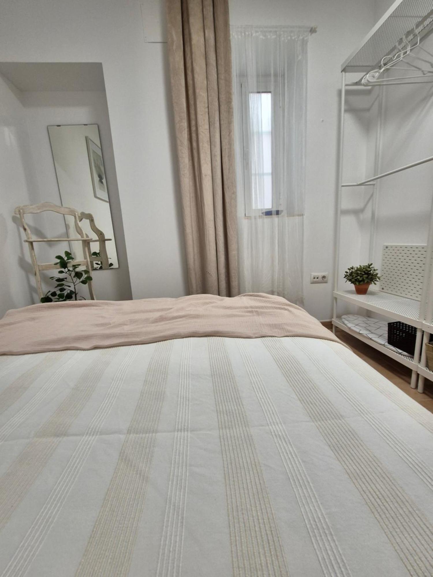 Hostfy Centro San Roman Севілья Екстер'єр фото