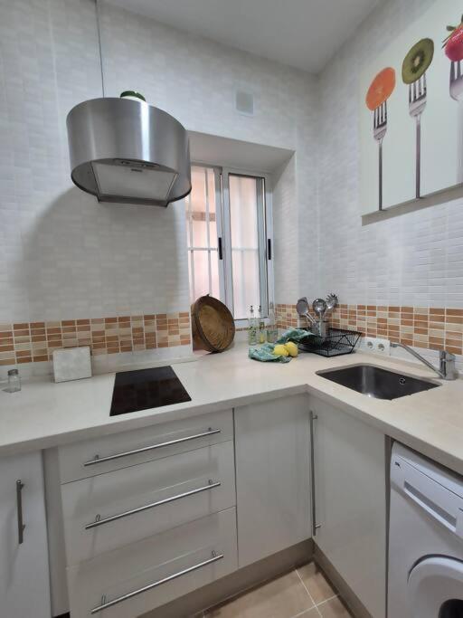 Hostfy Centro San Roman Севілья Екстер'єр фото
